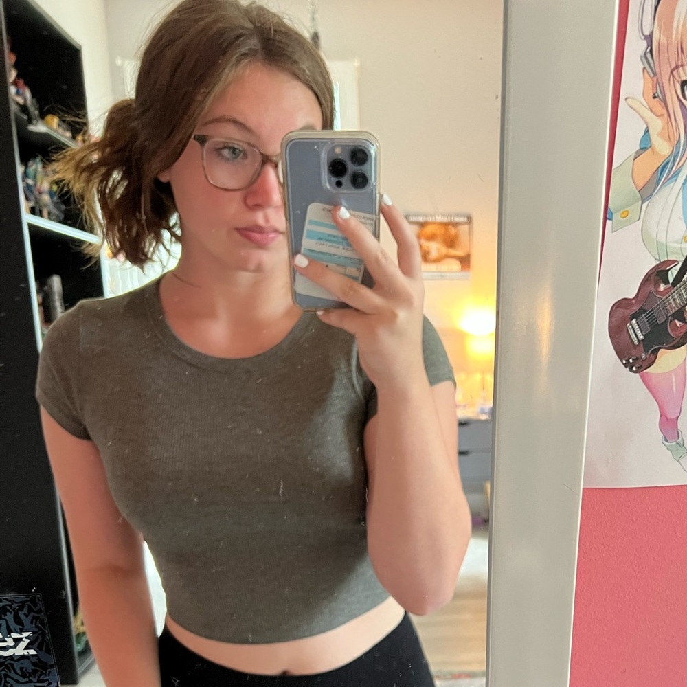 Meet your Posher, Leah